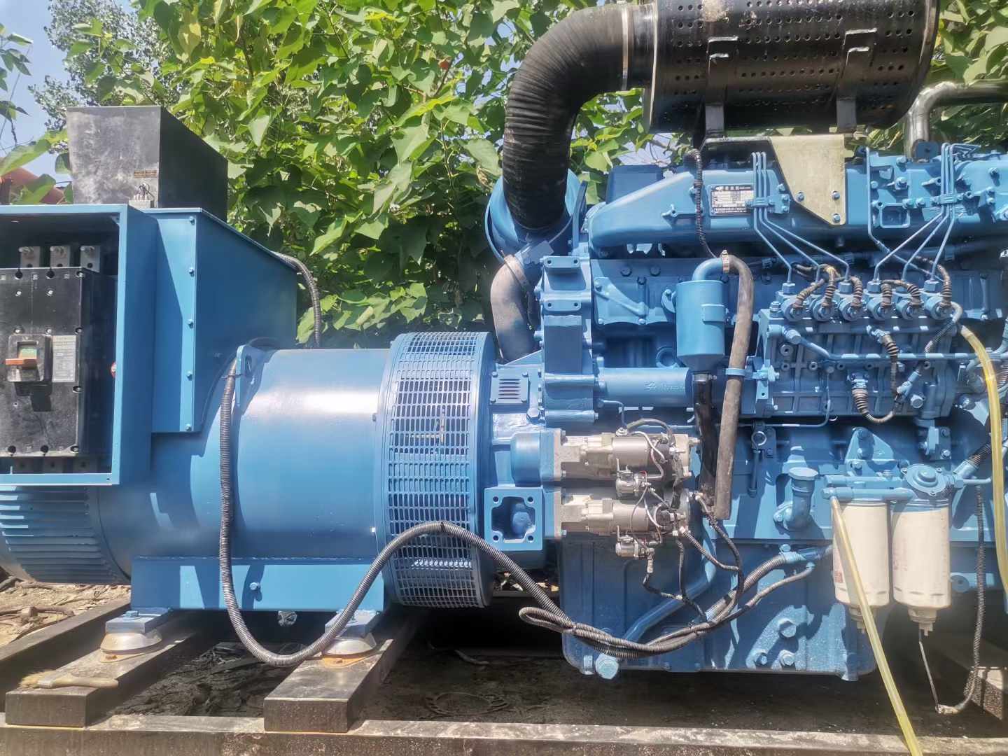 金塔详细说明降低 800kW 柴油发电机输出电流波动的方法